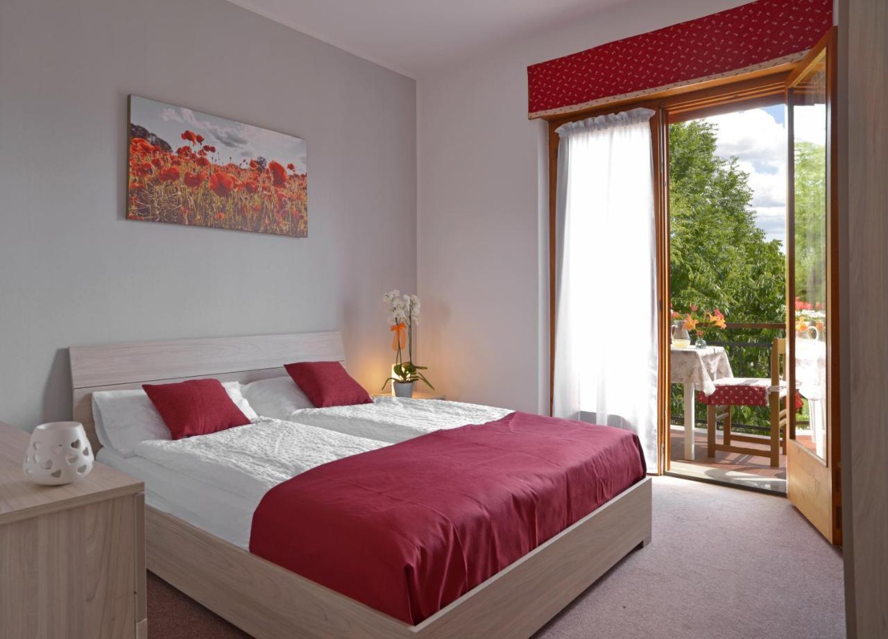 Bed and Breakfast Piccolo Orso Bruno Cavareno Exterior foto
